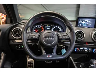 Foto 19 van Audi A3 Sportback 35 TFSI CoD Sport S Line Edition B&O | Nederlandse Auto