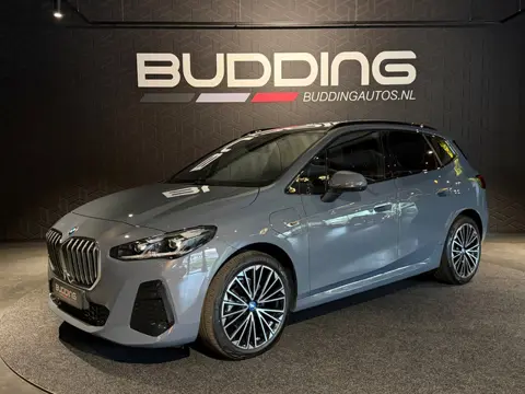 BMW 2 Serie Active Tourer 225e xDrive | M-sport | Pano | Trekhaak | Driving Assist Pro