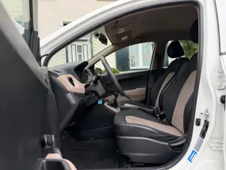 Foto 15 van Hyundai I10 1.0i i-Motion Comfort|Airco|Goed onderhouden|Nette auto!
