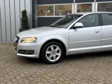 Foto 23 van Audi A3 Sportback 1.6 Attraction Business Edition | Airco | NAP | Climate | CV | Camera |