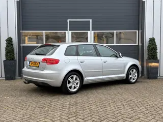 Foto 17 van Audi A3 Sportback 1.6 Attraction Business Edition | Airco | NAP | Climate | CV | Camera |