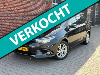 Toyota Auris Touring Sports 1.2T Aspiration AchteruitrijCam./Trekhaak/LaneAss./Clima/Airco/Cruise/Bl