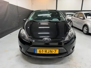 Foto 12 van Ford Fiesta 1.25 Limited Nap/Airco/5Drs/APK 10-2027!