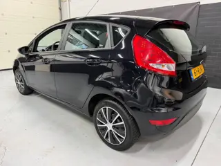 Foto 14 van Ford Fiesta 1.25 Limited Nap/Airco/5Drs/APK 10-2027!