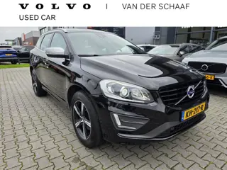 Volvo XC60 T5 Automaat Nordic+ SPORT | Pano Dak | Afneembare Trekhaak | / R-Design | Voorstoelen ver