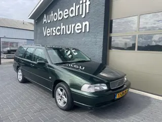 Volvo V70 2.5 Luxury-Line lage km stand