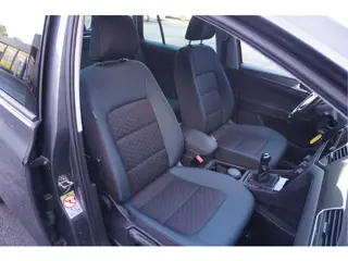 Foto 20 van Volkswagen Golf Sportsvan 1.5 TSI ACT 130pk + Carplay/ Airco/ Adapt.cruise/ Stoelverw./ Lage km.stan