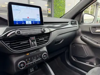 Foto 19 van Ford Kuga 2.5 PHEV 225PK ST-Line X | Pano | B&O Sound | Drive Assist