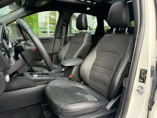 Foto 12 van Ford Kuga 2.5 PHEV 225PK ST-Line X | Pano | B&O Sound | Drive Assist