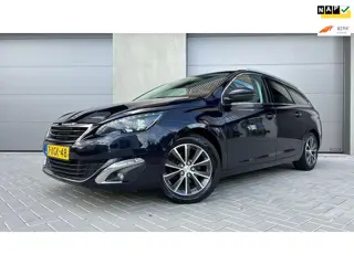 Peugeot 308 SW 1.2 e-THP Allure 2014/ORG NL/NAVIGATIE/MASSAGE/360 CAMERA/DEALER ONDERHOUDEN/NIEUWE A