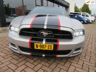 Ford USA Mustang 3.7 V6 AUT 2014 UNIEKE CUSTOM SHOWCAR