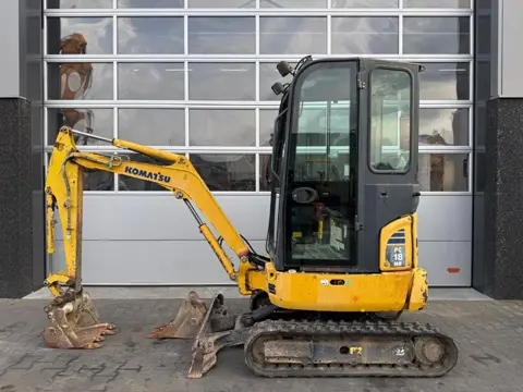 Komatsu PC18MR-3 (bj 2011)