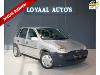 Foto 11 van Opel Corsa 1.2i-16V Strada | AUT | TREKHAAK | AIRCO | NAP