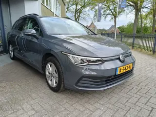 Foto 20 van Volkswagen Golf Variant 1.0 TSI Life | Airco | Leer | Adaptieve cruis controle | Getint glas | BTW |