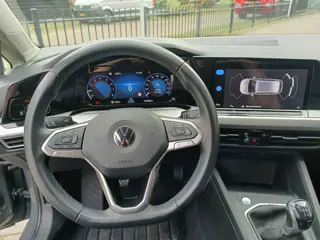 Foto 14 van Volkswagen Golf Variant 1.0 TSI Life | Airco | Leer | Adaptieve cruis controle | Getint glas | BTW |