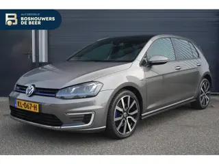 Volkswagen Golf 1.4 TSI GTE | Orig. NL | NAP | Panoramadak | Volleder | Navigatie | Camera |Vol opti