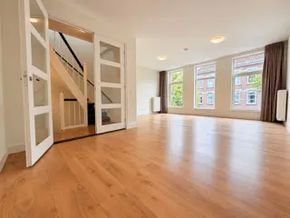 Woning aan de Duivenvoordestraat te Rotterdam