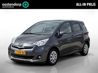 Toyota Verso-S 1.3 VVT-i Aspiration | Panorama dak | Trekhaak | Climate control |