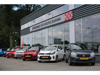 Foto 18 van Ford Fiesta 1.0 White Edition 1e Eigenaar, Origineel Nederlands, Lichtmetalen Velgen, Airco, Radio,