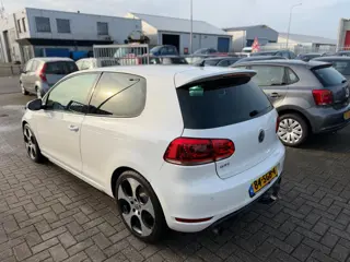 Foto 14 van Volkswagen Golf 2.0 GTI