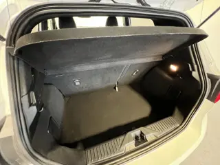 Foto 13 van Ford Fiesta 1.0 EcoBoost ST-Line | Navigatie/Android/Apple Carplay | LM Velgen 17" | Cruise Control