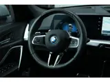 Foto 25 van BMW X1 xDrive25e M Sport | 245PK | Pano | HUD | 360° | 20" | Keyless | Premium Pack | Travel Pack |