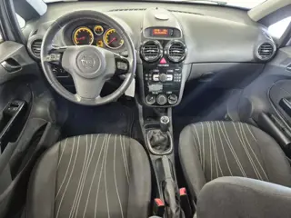 Foto 16 van Opel Corsa 1.2-16V '111' Edition AIRCO CRUISE TREKHAAK 2 X SLEUTELS