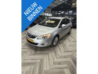 Opel Astra 1.6 Sport AUTOMAAT