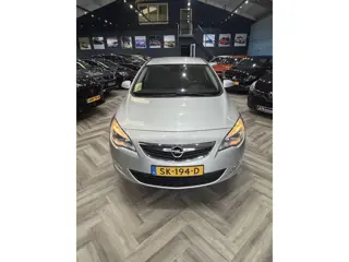 Foto 20 van Opel Astra 1.6 Sport AUTOMAAT