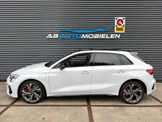 Foto 19 van Audi A3 Sportback 45 TFSI e S edition Competition