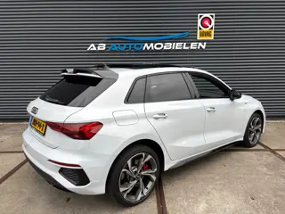 Foto 17 van Audi A3 Sportback 45 TFSI e S edition Competition