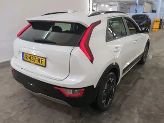 Foto 15 van Kia Niro EV 64.8 kWh 204pk DynamicLine | SOH 100% | Nieuwe Model | Half Leder/Stof | CarPlay | Navig