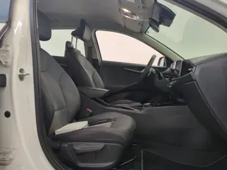 Foto 16 van Kia Niro EV 64.8 kWh 204pk DynamicLine | SOH 100% | Nieuwe Model | Half Leder/Stof | CarPlay | Navig