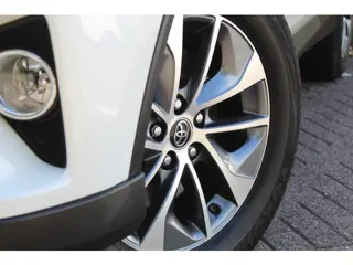 Foto 19 van Toyota RAV4 2.5 Hybrid AWD Dynamic | Rijklaar | Trekhaak | Parelmoer | Adap.cruise | Sensoren v+a |