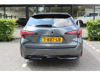 Foto 13 van Toyota Corolla Touring Sports 1.8 Hybrid GR-Sport Bi-Tone | Rijklaar | Trekhaak | Navi | Apple/Andro