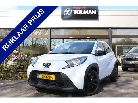 Toyota Aygo X 1.0 VVT-i MT Play | Rijklaar | Apple/Android | Camera | Adap. cruise | Bluetooth | Air