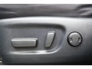Foto 13 van Toyota RAV4 2.5 Hybrid AWD Executive | Rijklaar | Trekhaak | Leder | Memory | Blind Spot | Stoel-/st