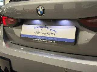 Foto 16 van BMW 1-serie 120 M Sport Design Edition Panoramadak | Stoelverwarming | Camera | Carplay