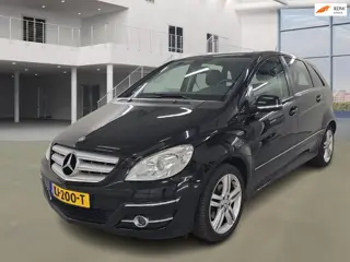 Mercedes-Benz B-klasse 200 AUTOMAAT NAVI PSENSOR CRUISE 2 X SLEUTELS
