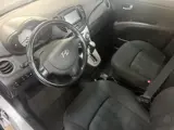 Foto 19 van Hyundai i10 1.25i i-Catcher (bj 2010)