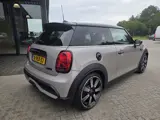 Foto 24 van Mini 3-Deurs 2.0 Cooper S Resolute Edition * Super Netjes !!!