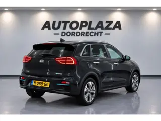 Foto 17 van Kia E-Niro DynamicPlusLine 64 kWh|SOH98%|Pano|DealerOnderh