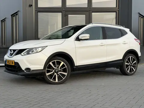 Nissan QASHQAI 1.2 Visia Pano | Leer | Verw. stoelen | 360 camera