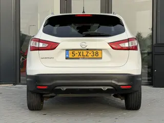 Foto 17 van Nissan QASHQAI 1.2 Visia Pano | Leer | Verw. stoelen | 360 camera