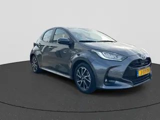 Foto 15 van Toyota Yaris 1.5 Hybrid First Edition | Rijklaar | Dealeronderhouden | Navigatie | Camera | Climate