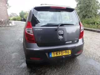 Foto 15 van Hyundai i10 1.0 Black pack AIRCO A.P.K 24-01-2027 !!