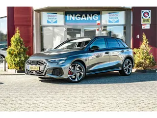 Audi A3 Sportback 45 TFSI e S edition Competition | ACC | B&O | HUD