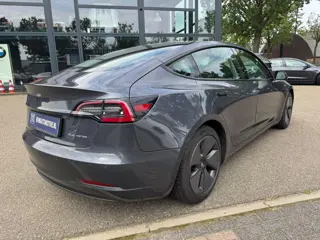 Foto 17 van Tesla Model 3 Long Range AWD 75 kWh VAN: 31.900,- VOOR: 29.440,- UW HERFSTVOORDEEL: 2.460,- EURO | S