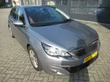 Foto 24 van Peugeot 308 SW 1.6 BlueHDI Blue Lease Executive Pack Lederen bekleding/ PDC/NAV/PANO/STOELVERW.