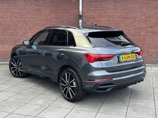 Foto 14 van Audi Q3 45 TFSI e S edition (bj 2023, automaat)
